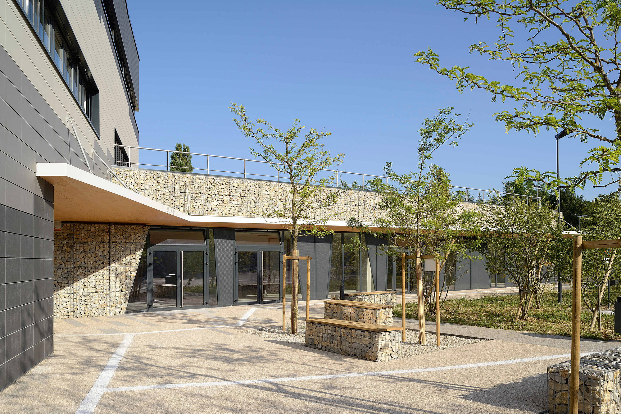 ecopole-besançon-sedia-2 Entrée du bâtiment Ecopole situé à Besançon