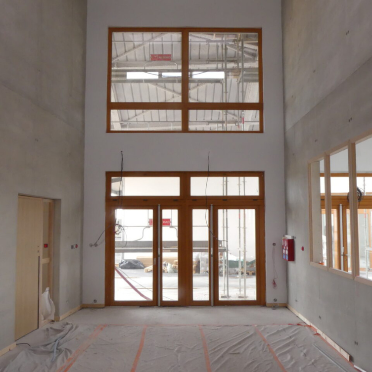 pole-educatif-brognard-architecture-solaire